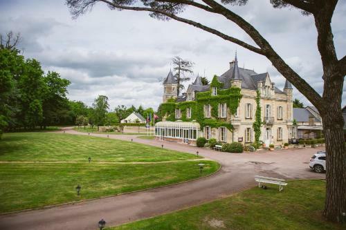 Hotel H�tel La Ferri�re