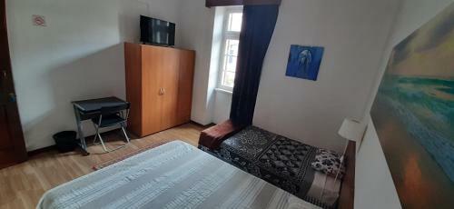 Hostal Funchal Apartments - City View