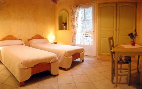 Hostal La Grange Aux Hirondelles