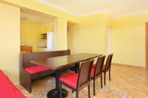 Apartments With A Parking Space Seget Vranjica, Trogir - 18138