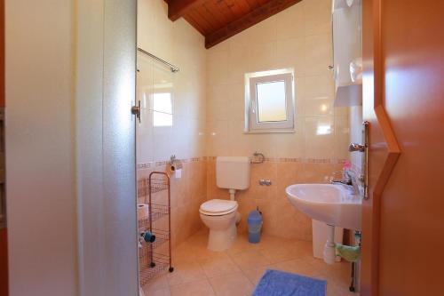 Apartments With A Parking Space Seget Vranjica, Trogir - 18138