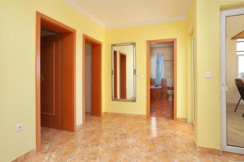 Apartments With A Parking Space Seget Vranjica, Trogir - 18138