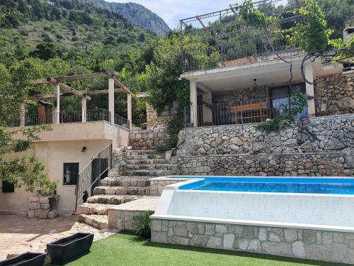 Apartamento Villa Jerkovi?-secluded House With Pool