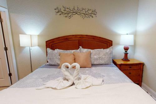 209 - Palms Of Treasure Island Resort