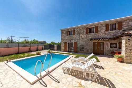 Villa Zinnia