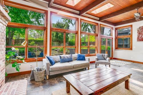 Brilliant & Spacious Home By Historic Train Depot