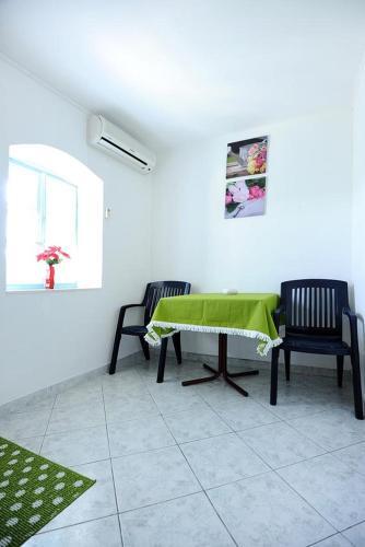 Apartamentos Studio Okrug Donji 16737b