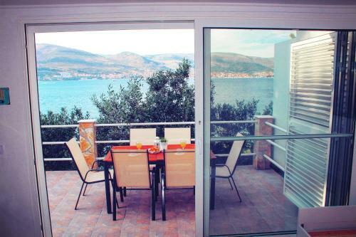 O Sole Apartment With Private Beach