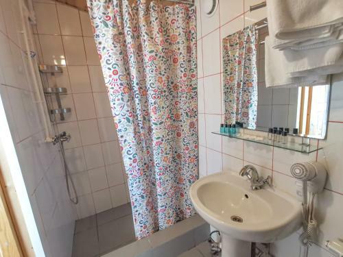 Hostal Okunevaya Holiday Park