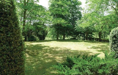 Holiday Home Le Bourg J-596
