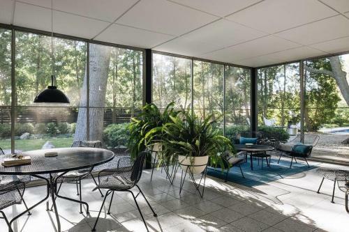 The Frost House