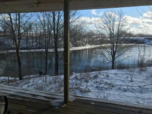 Monarch Landing-brand New Luxury House -waterfront