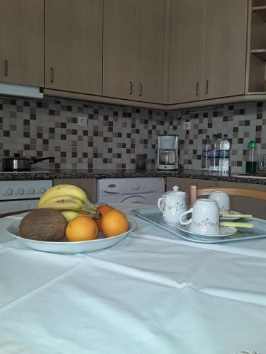 Apartamento Ermoupolis 1834 Traditional Stone Yard House