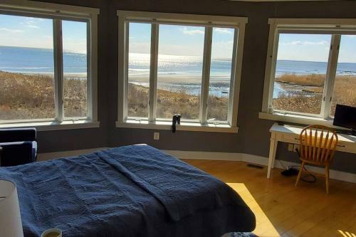 Round House -- Panoramic Views -- Chesapeake Bay