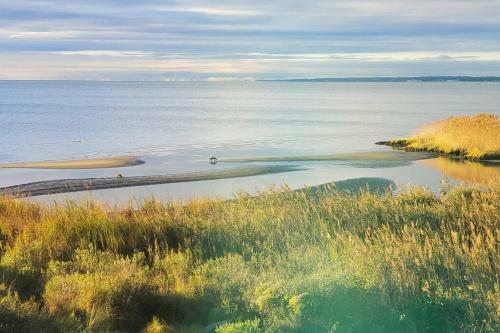 Round House -- Panoramic Views -- Chesapeake Bay