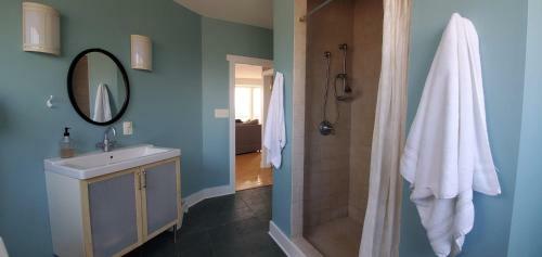 Round House -- Panoramic Views -- Chesapeake Bay