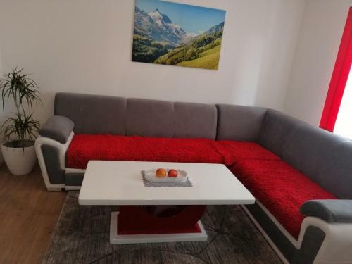 Cosy Apartment Road A6