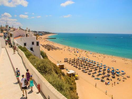 Luxury Apartment, 3 Min Walk To The Beach, Albufeira