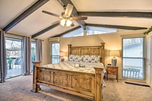 Waterfront Lake Ozark Home With Deck And Grill!
