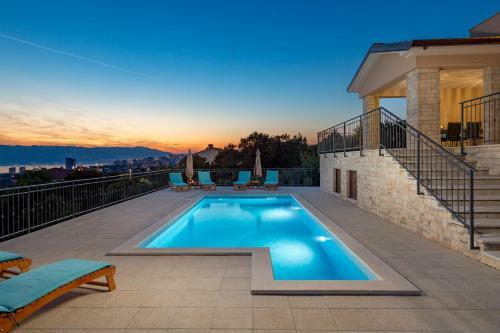 Villa Teza, Brand New, 8 Guests, Amazing View