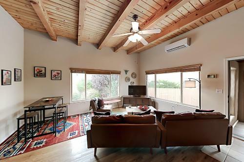 Casa De Camino Placitas