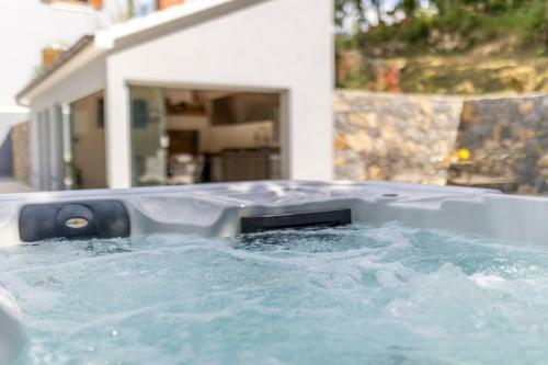 Villa Grey Stone