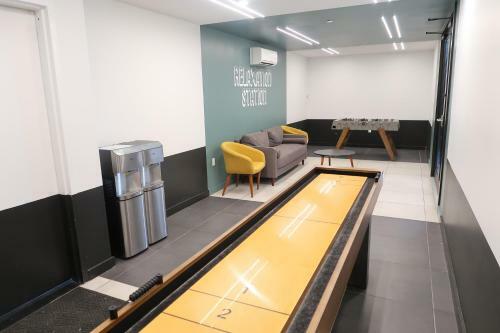 Spacious 2-bedroom Apartment With Lounge & Rooftop