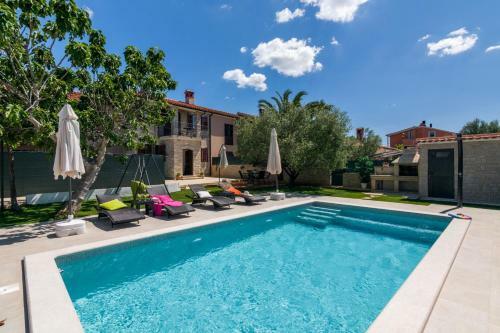 Villa Pietra With Sea View