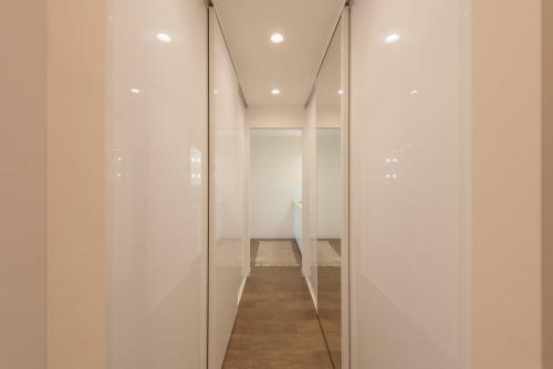 Apartment Tesi