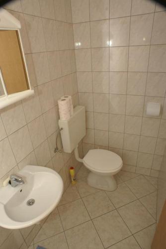 Apartments By The Sea Orij, Omis - 2810