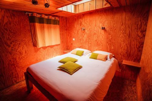 Hotel Les Volca'lodges De Tournebise