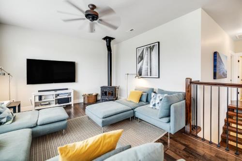Lone Fir