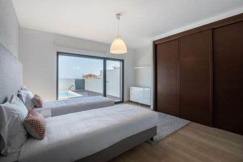 Stunning Villa Areia Branca With Sea View
