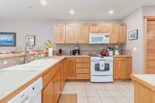 Curious Sea Cow - New Rental!!