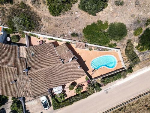 Lagos Country Villa With Pool By Homing