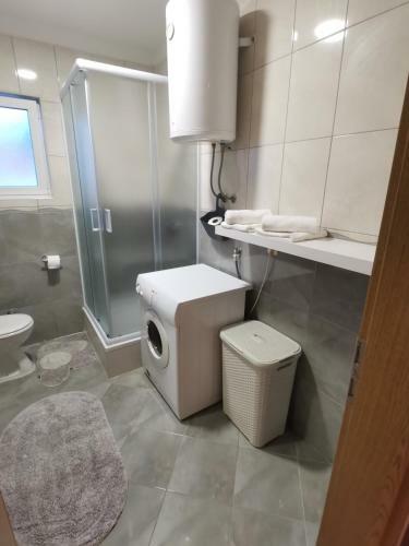 Dvosobni Novoure?eni Apartman Gabrijel