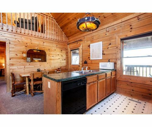 Moosehead Lodge - View, Community Pool, Game Room