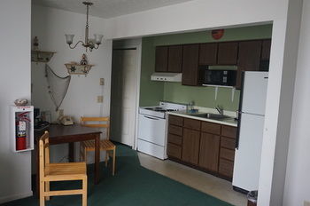 Bellevue Hotel And Suites