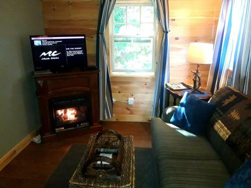 Valley Brook Cottages And Cabins