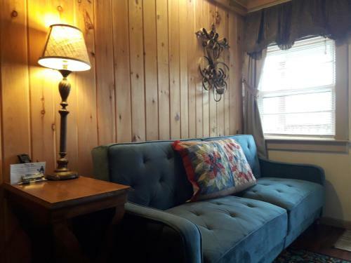 Valley Brook Cottages And Cabins