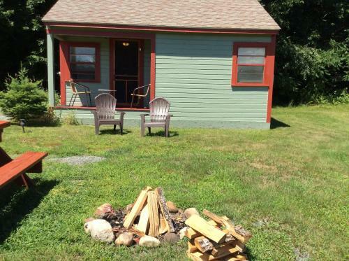 Valley Brook Cottages And Cabins