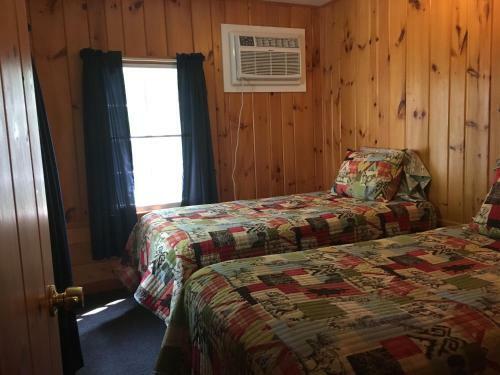 Gilcrest Cottages And Motel