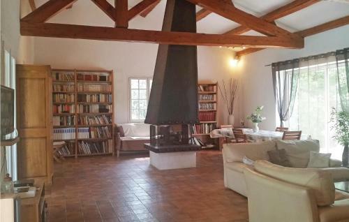 Holiday Home Chemin De La Roque