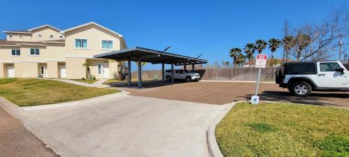Bungalow Tarvana #2 Home