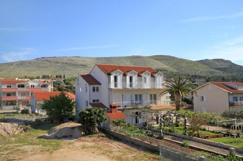 Apartments By The Sea Grebastica, Sibenik - 9695