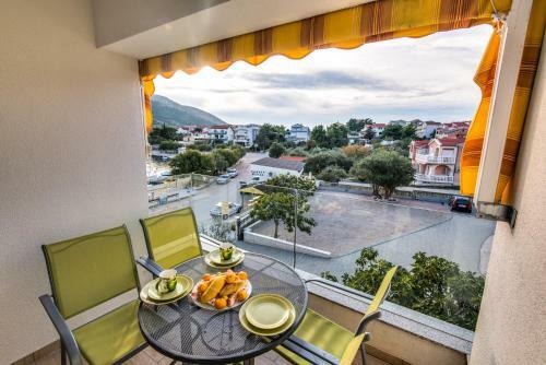 Apartments Holidays Roko