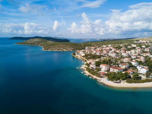 Apartments Holidays Roko