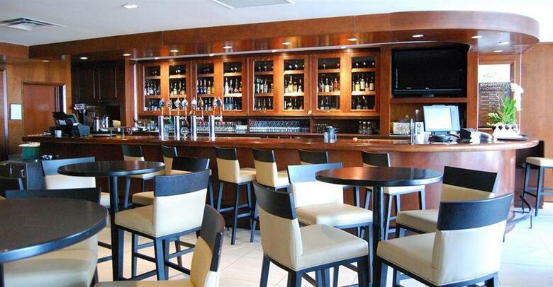 Granville Island Hotel -standard