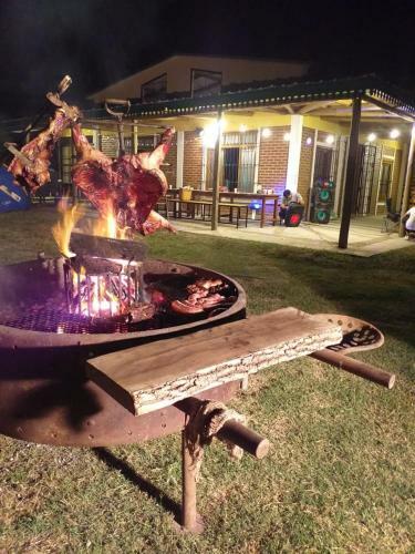 Casa De Campo, Con Asador Criollo Y Pileta