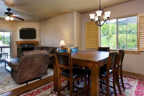 Bear Hollow Village Unit 1202